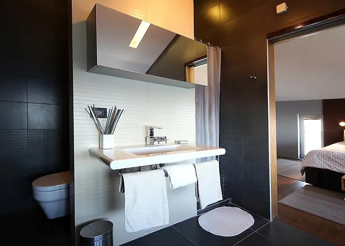 Unique Апартаменты *